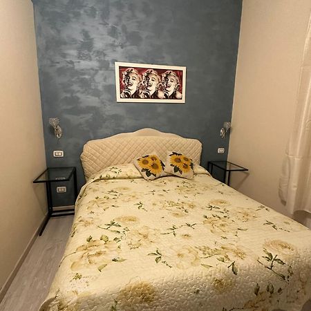 Marcelina Holidays Rooms Roma Eksteriør bilde